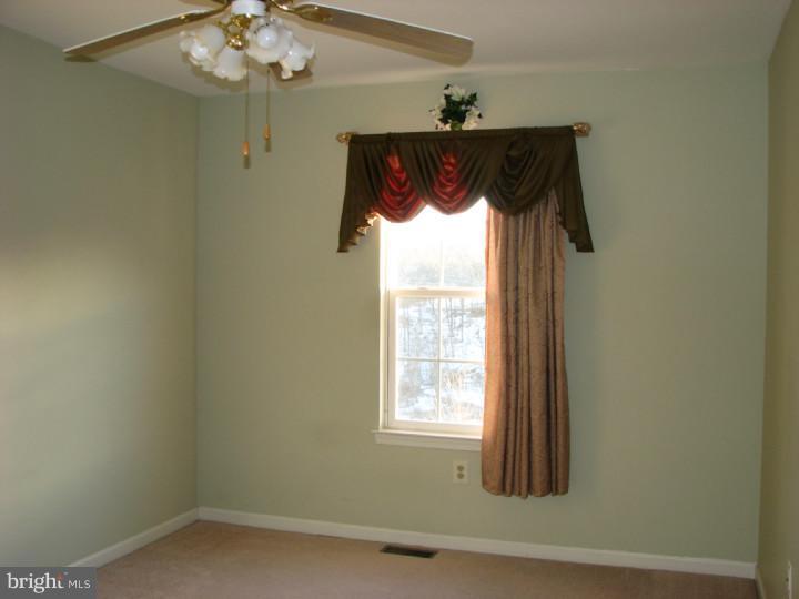 912 Hamilton Road Collegeville, PA 19426 - Photo 15 of 22 Bedroom 3