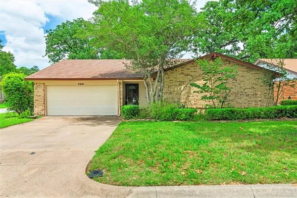 $305,000 | 5601 Kingstree Court, Arlington, TX 76017