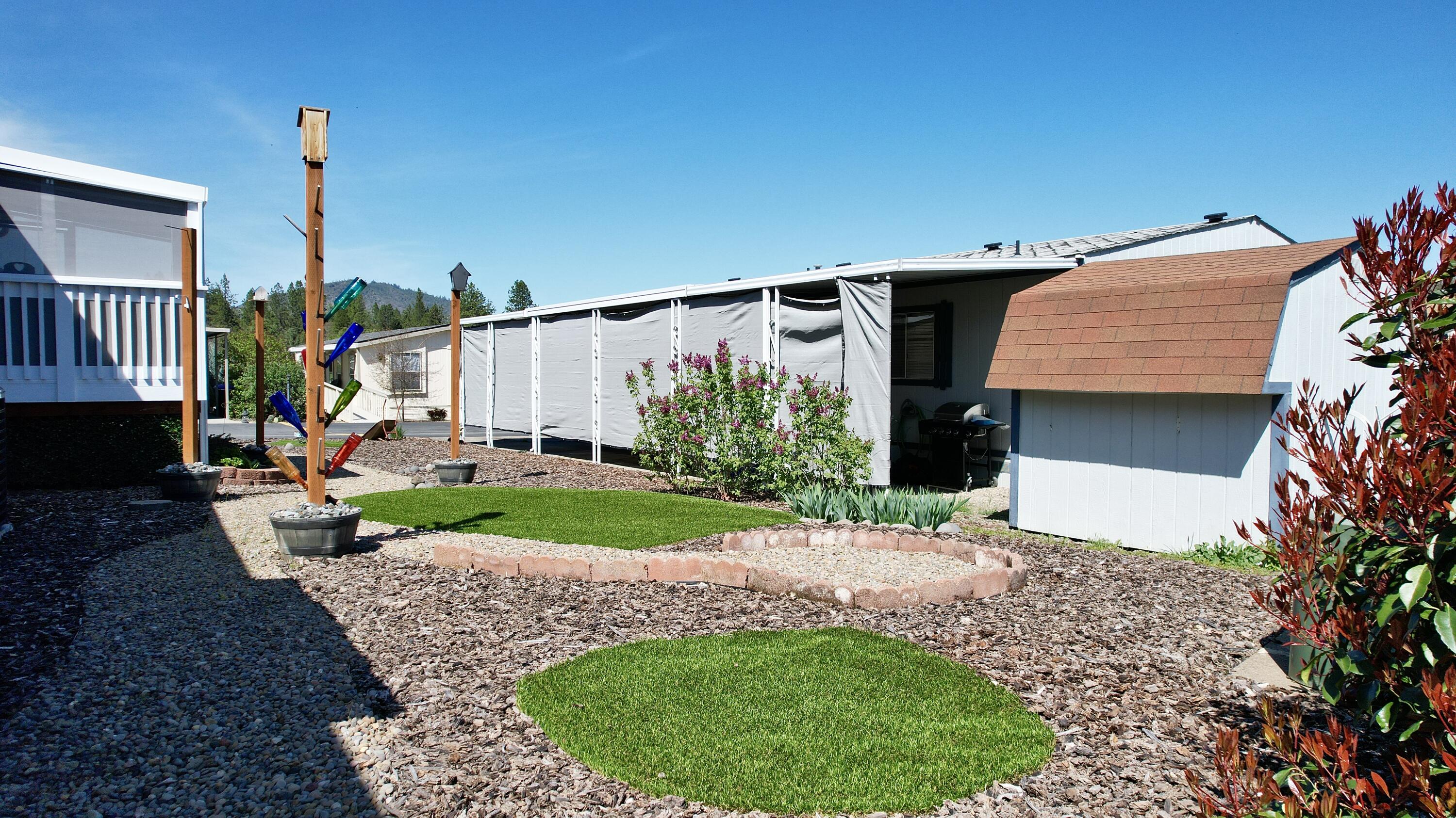 8401 Old Stage Road, Unit 13 Central Point, OR 97502 - Photo 11 of 63 Landscaped Yard