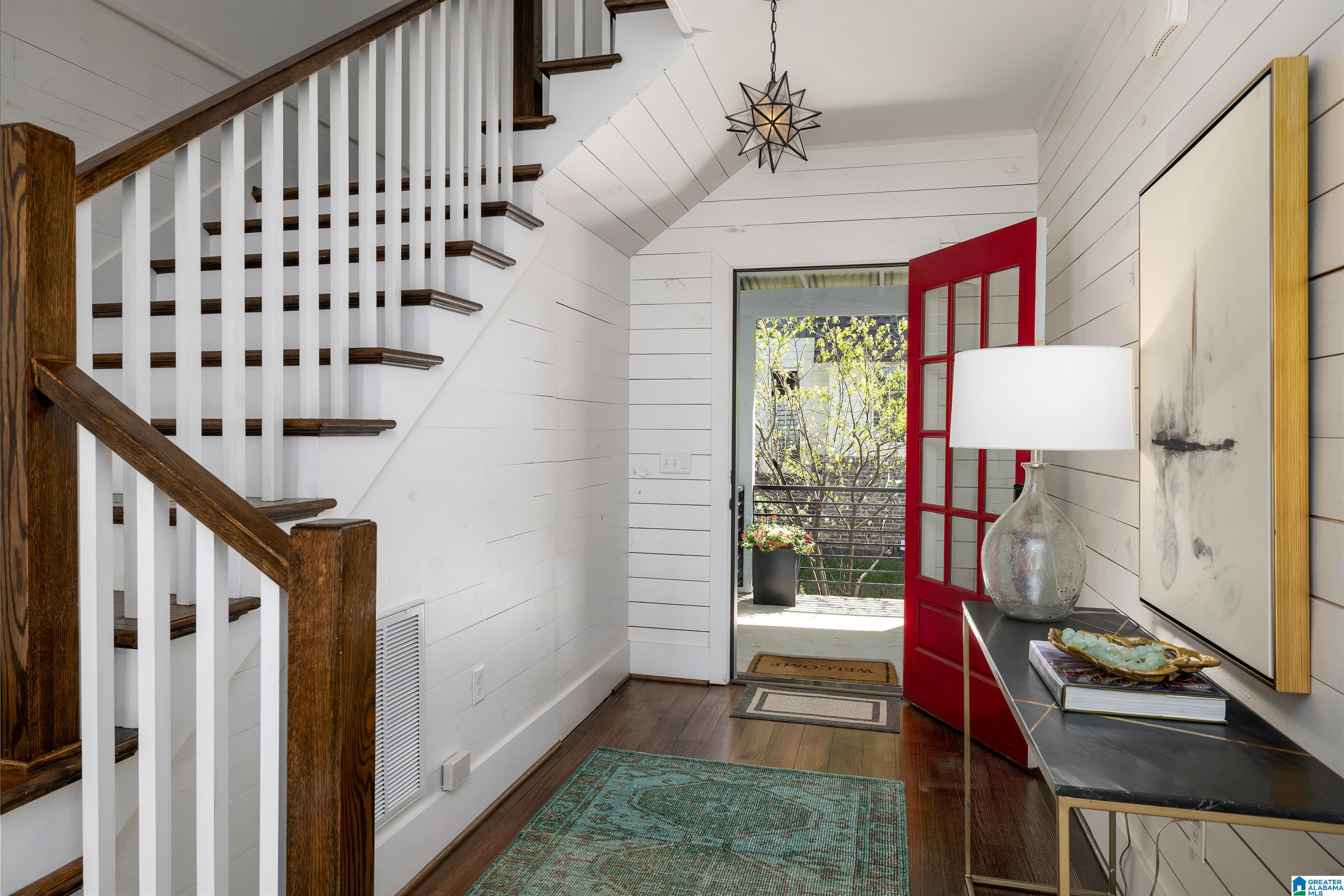 1106 Irving Road Birmingham, AL 35209 - Photo 6 of 52