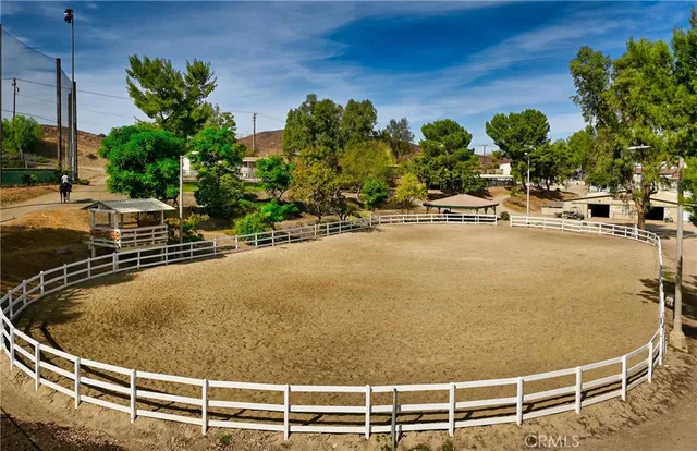 $616,900 | 22054 Treasure Island Drive, Unit 33, Canyon Lake, CA 92587