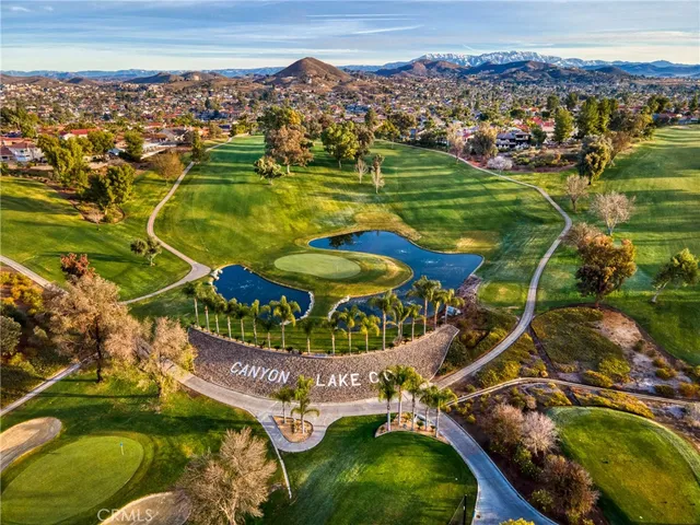 $616,900 | 22054 Treasure Island Drive, Unit 33, Canyon Lake, CA 92587