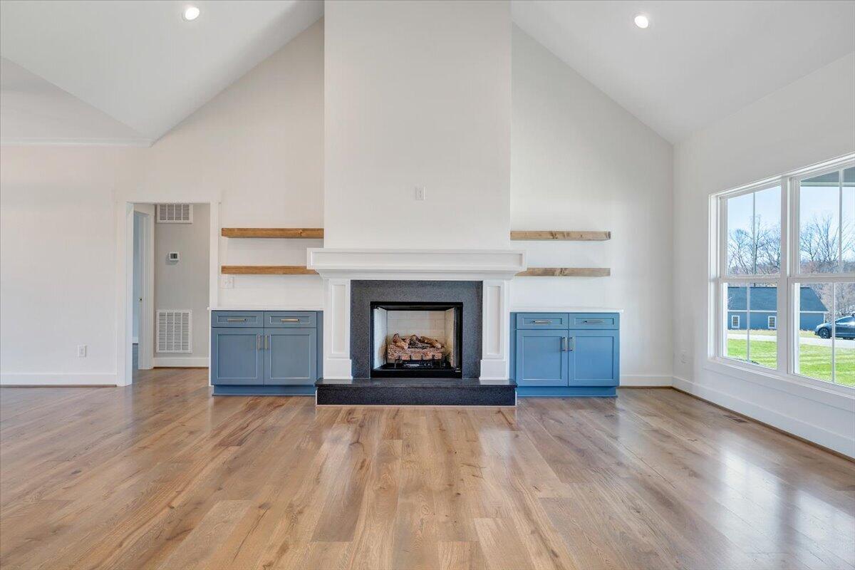 27 Smokehouse Road Moneta, VA 24121 - Photo 10 of 144 010-MIB00719