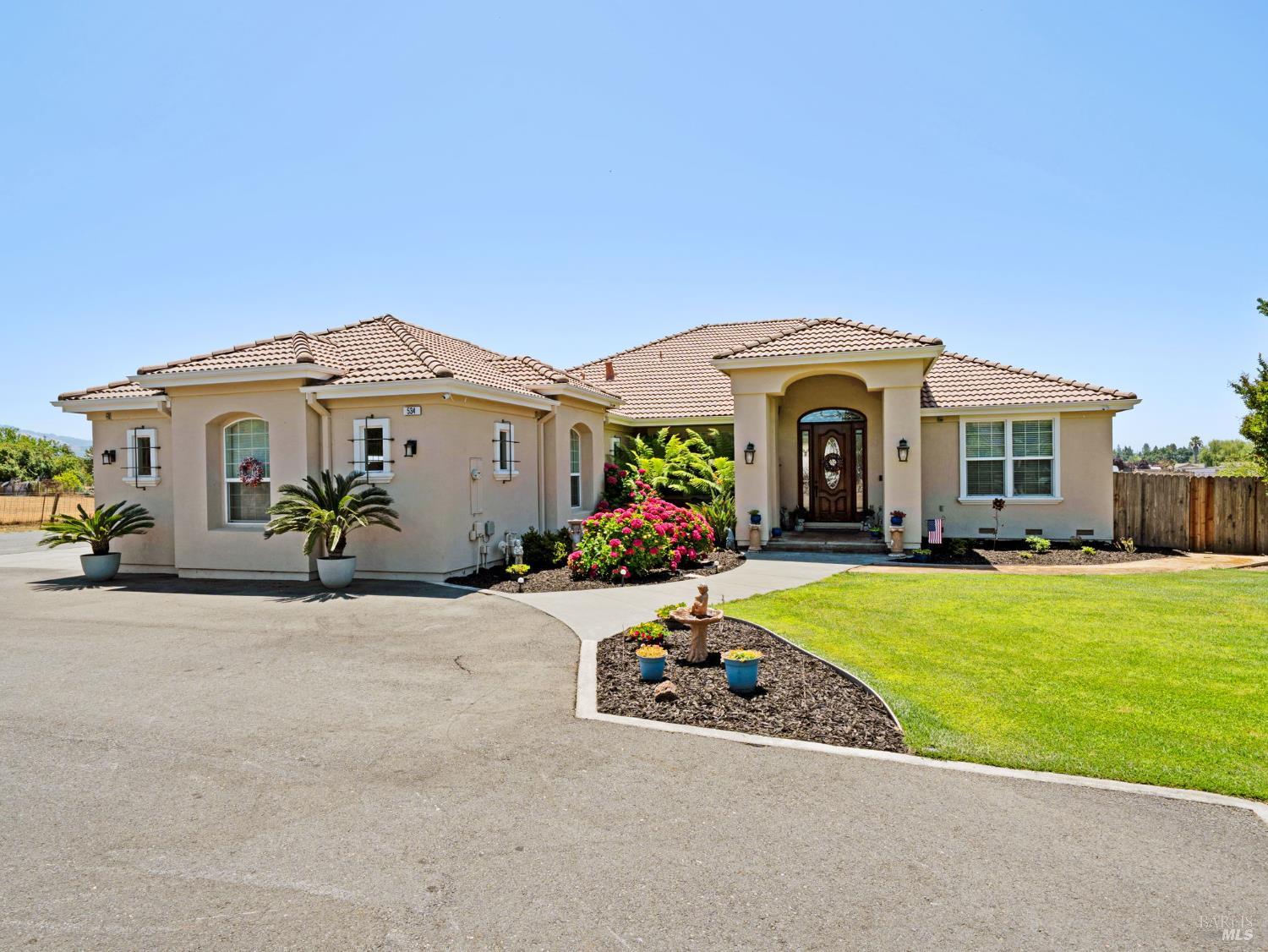 534 Mountain View Avenue Santa Rosa, CA 95407 - Photo 2 of 61