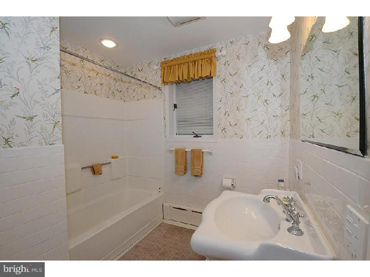 410 Kent Road Bala Cynwyd, PA 19004 - Photo 14 of 20 Bathroom