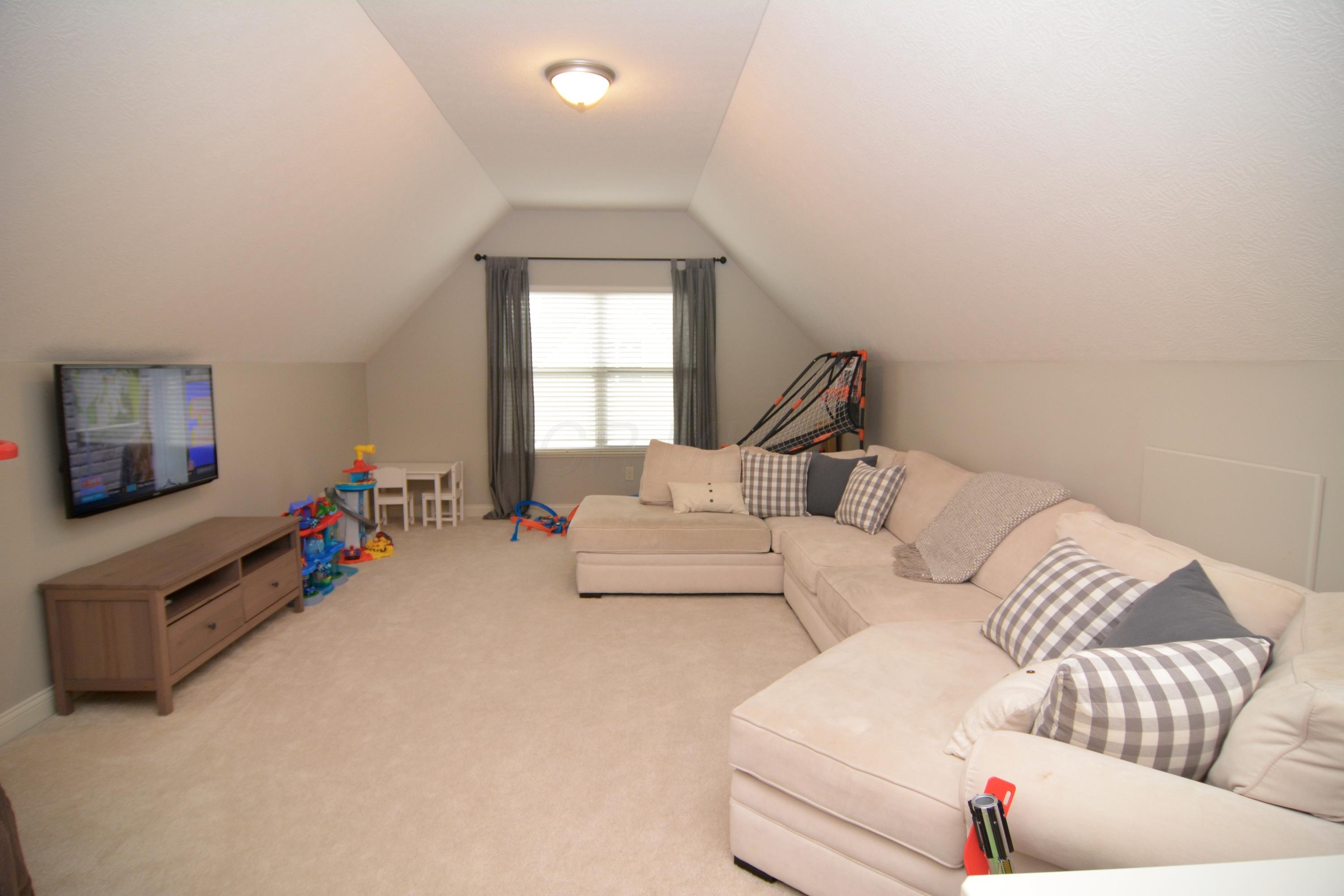 5741 Nadler Road Dublin, OH 43016 - Photo 28 of 46 Gallery Image 28