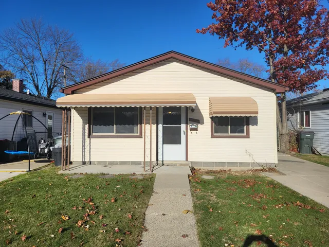 $150,000 | 21813 Rosedale Street, St. Clair Shores, MI 48080