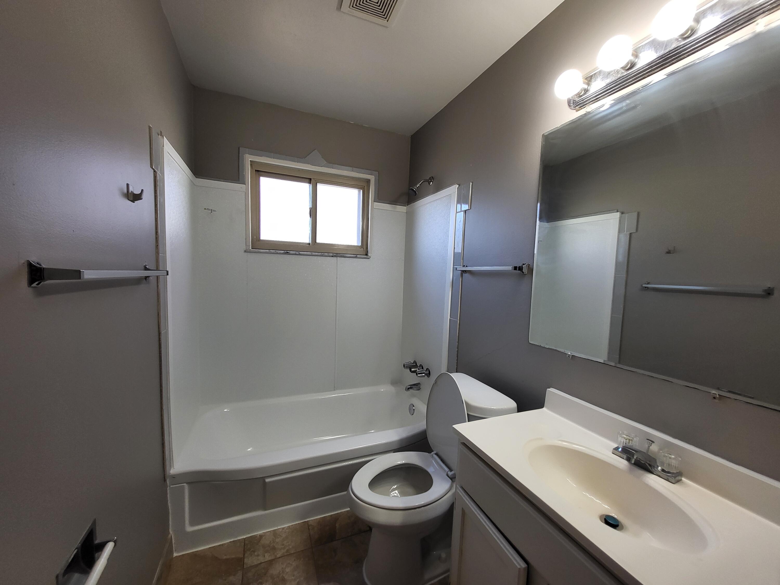 21813 Rosedale Street St. Clair Shores, MI 48080 - Photo 13 of 13 20251113_143741