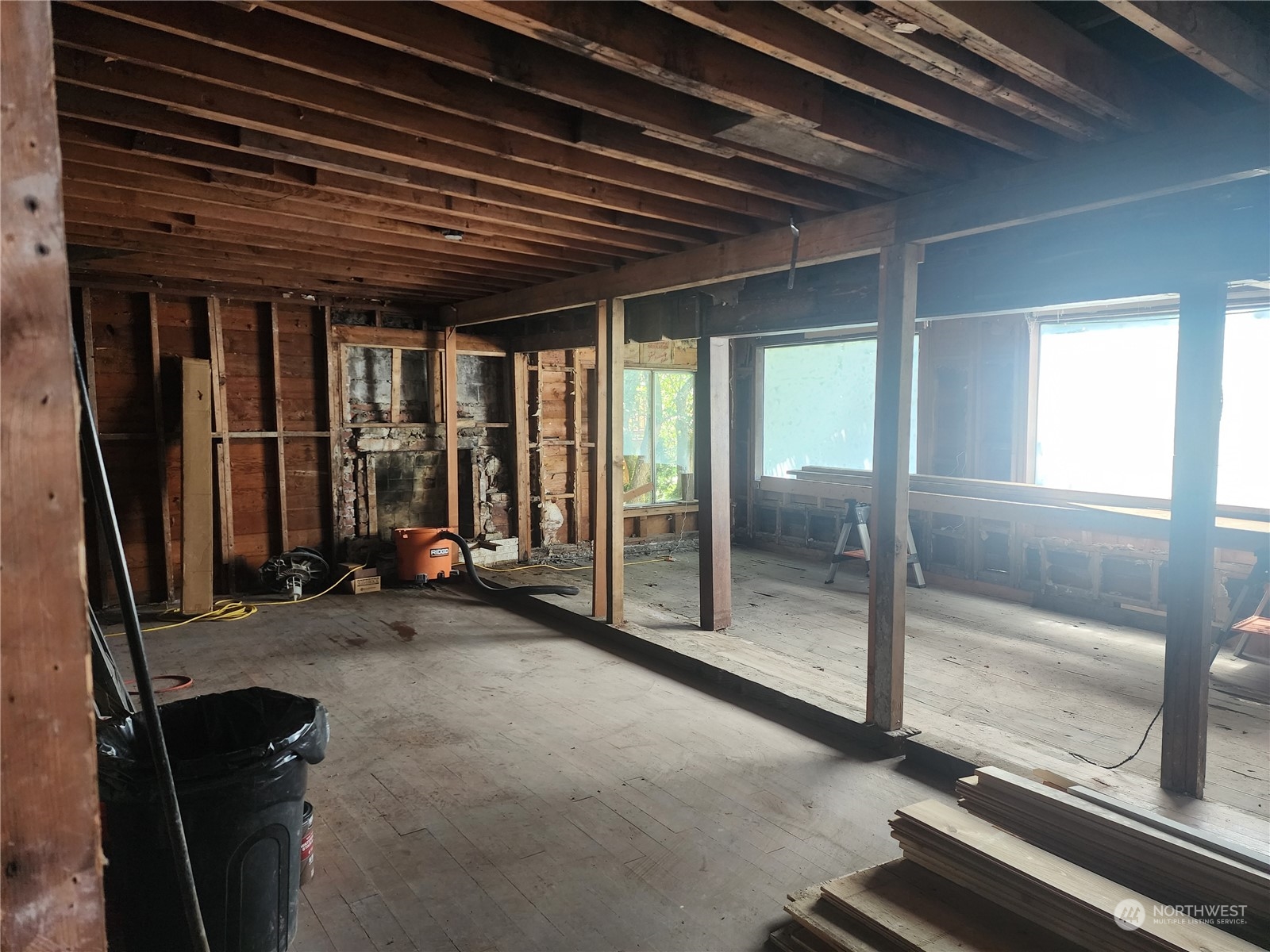 2325 Wheaton Way Bremerton, WA 98310 - Photo 12 of 34 a view of a room with gym equipment