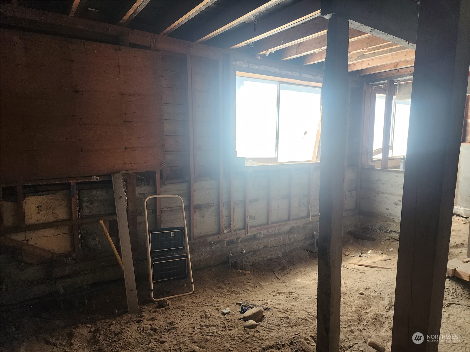 2325 Wheaton Way Bremerton, WA 98310 - Photo 17 of 34 a bathroom with a shower