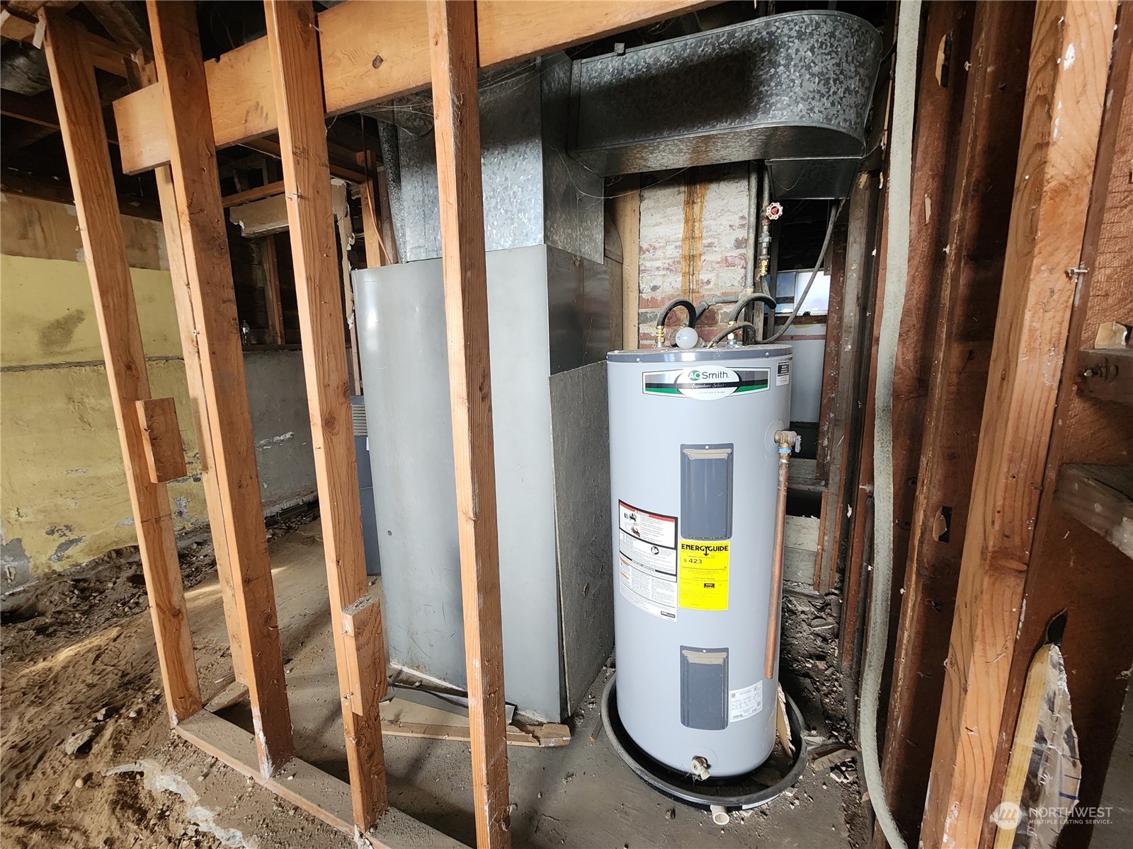 2325 Wheaton Way Bremerton, WA 98310 - Photo 33 of 34 a view of living room