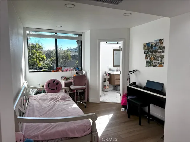 $6,200 | 7 Sweetwater, Unit 11, Irvine, CA 92603