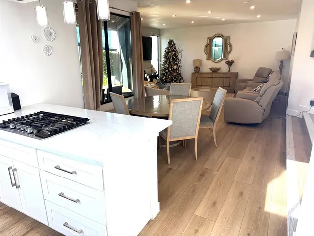 $6,200 | 7 Sweetwater, Unit 11, Irvine, CA 92603