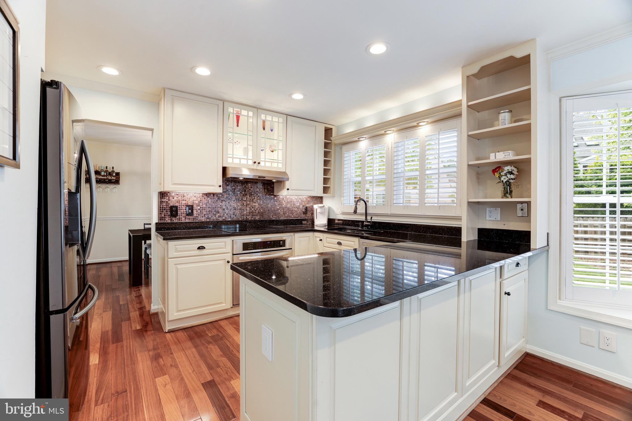 999 Crestview Drive Herndon, VA 20170 - Photo 11 of 42