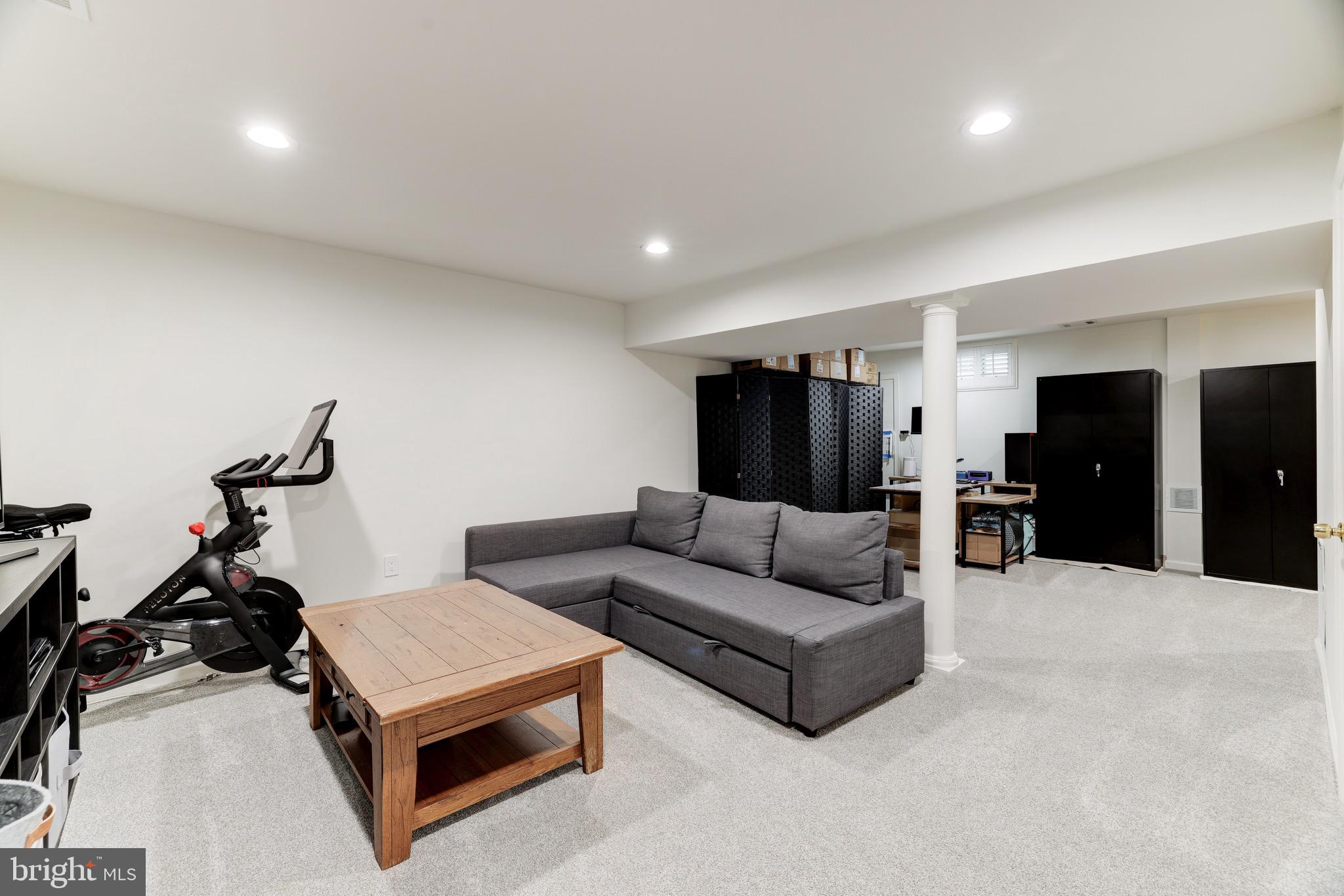 999 Crestview Drive Herndon, VA 20170 - Photo 34 of 42