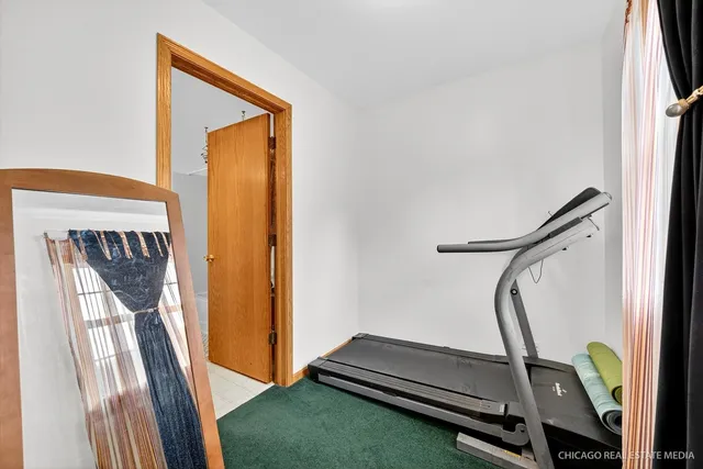 $359,900 | 4024 Newport Drive, Island Lake, IL 60042