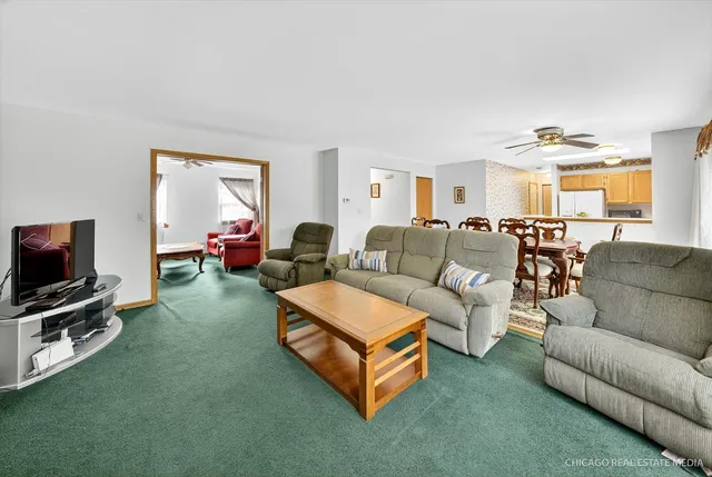 $359,900 | 4024 Newport Drive, Island Lake, IL 60042