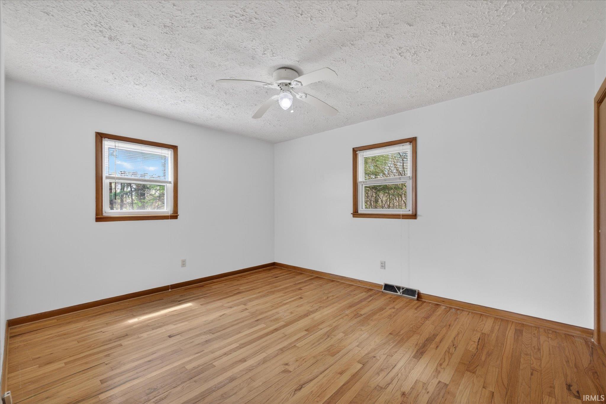 5599 North Brummetts Creek Road Bloomington, IN 47408 - Photo 11 of 36