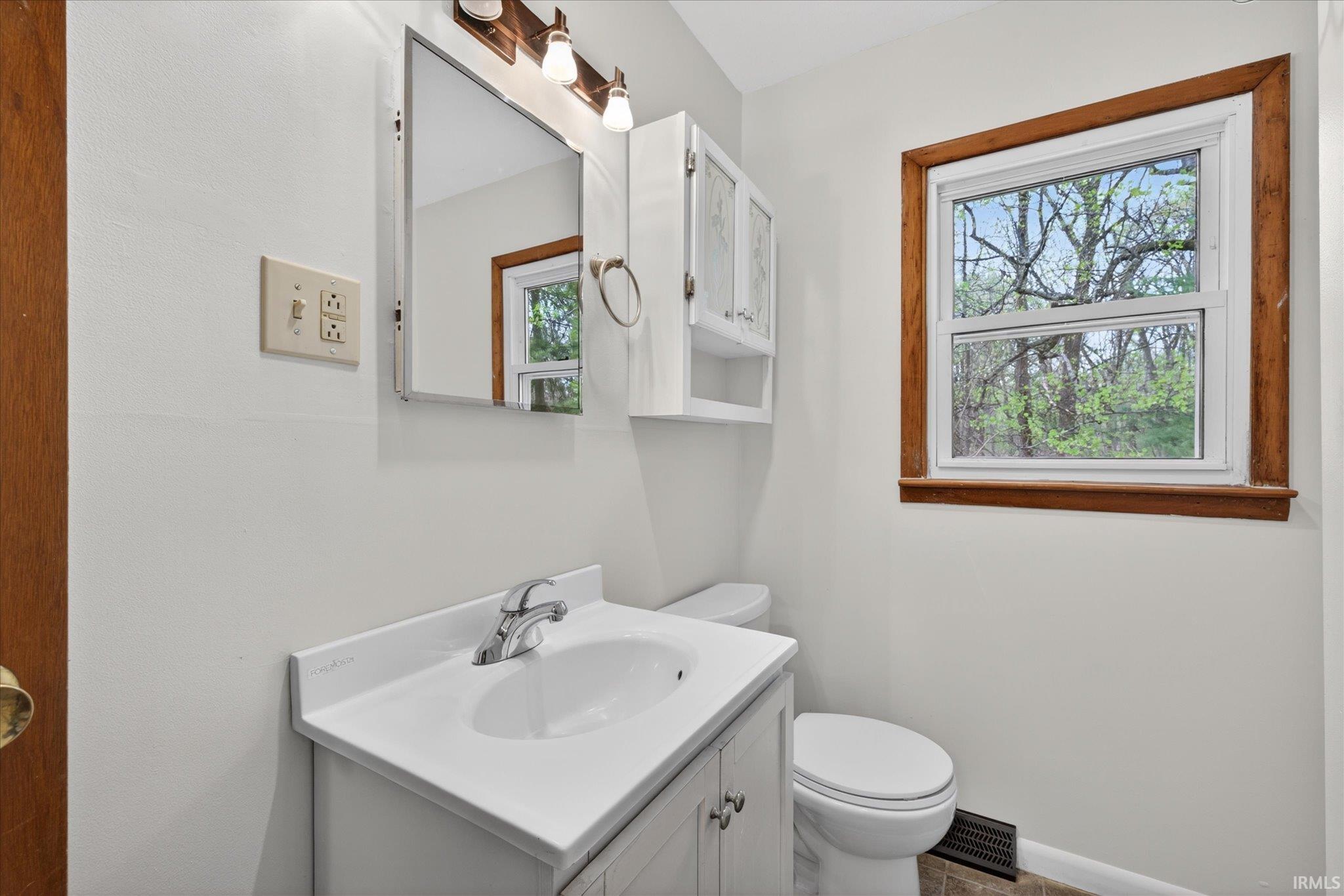 5599 North Brummetts Creek Road Bloomington, IN 47408 - Photo 18 of 36