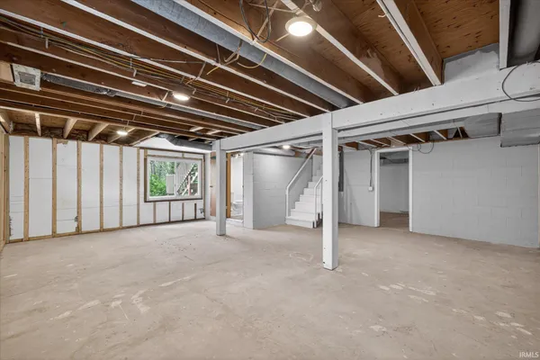 $283,900 | 5599 North Brummetts Creek Road, Bloomington, IN 47408