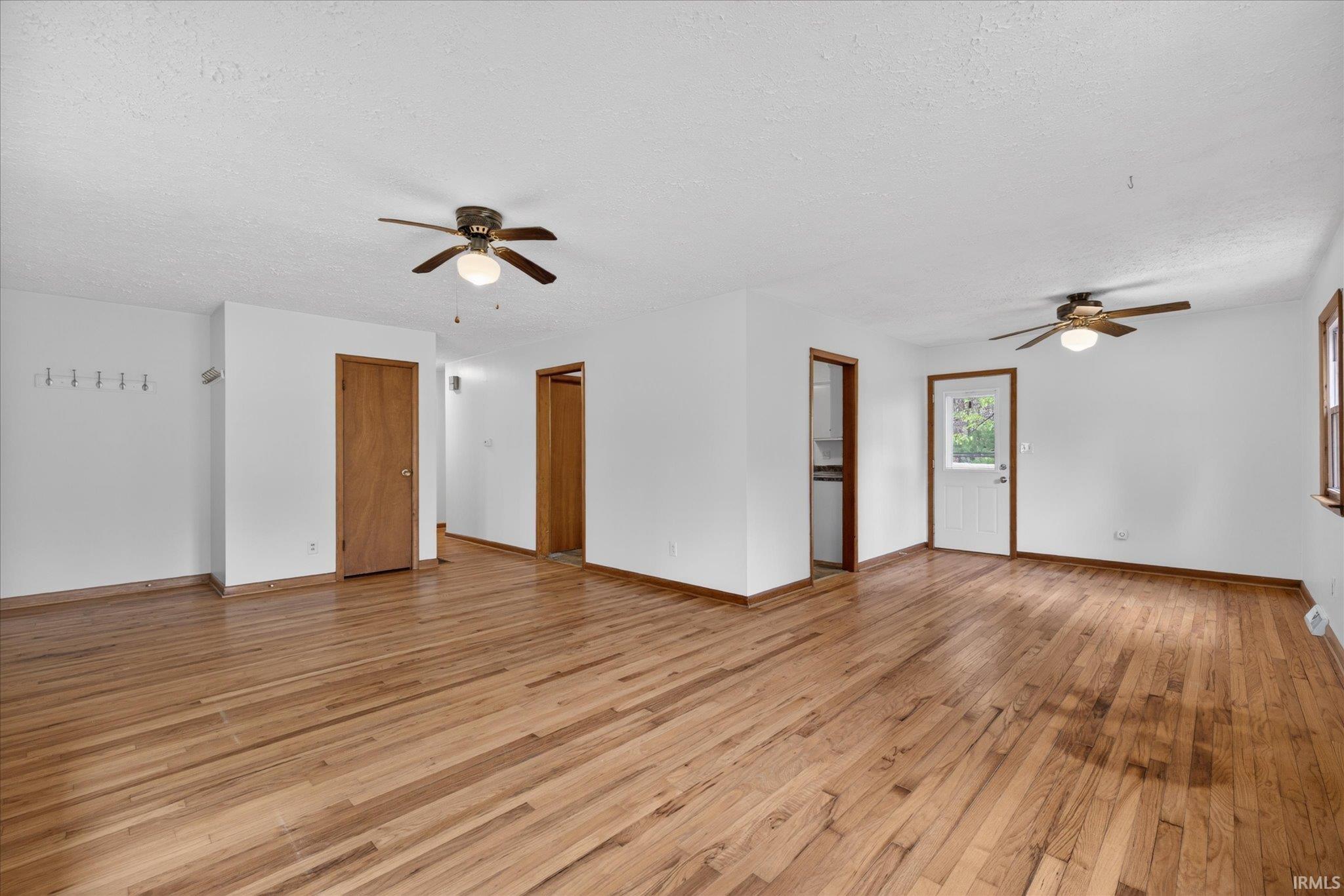 5599 North Brummetts Creek Road Bloomington, IN 47408 - Photo 7 of 36