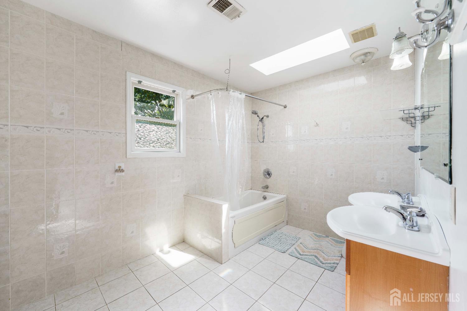 117 Old Post Road Edison, NJ 08817 - Photo 17 of 35