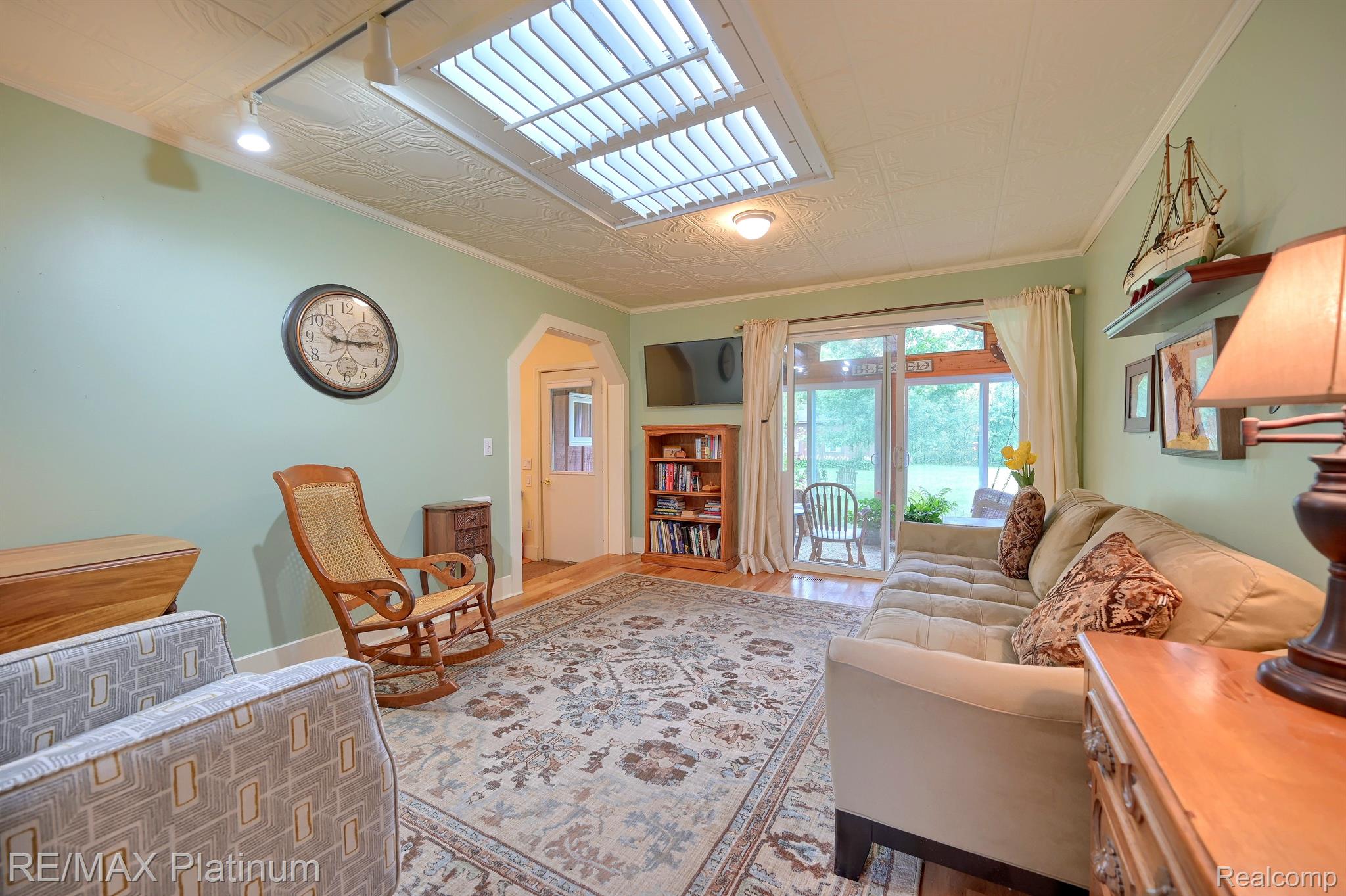 5799 Warner Road Fowlerville, MI 48836 - Photo 16 of 40 FAMILY ROOM VIEW 1