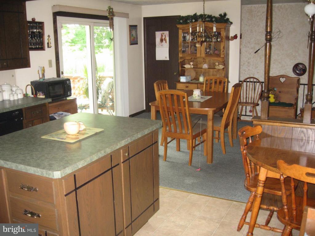 2162 Millstream Road Lancaster, PA 17602 - Photo 4 of 7
