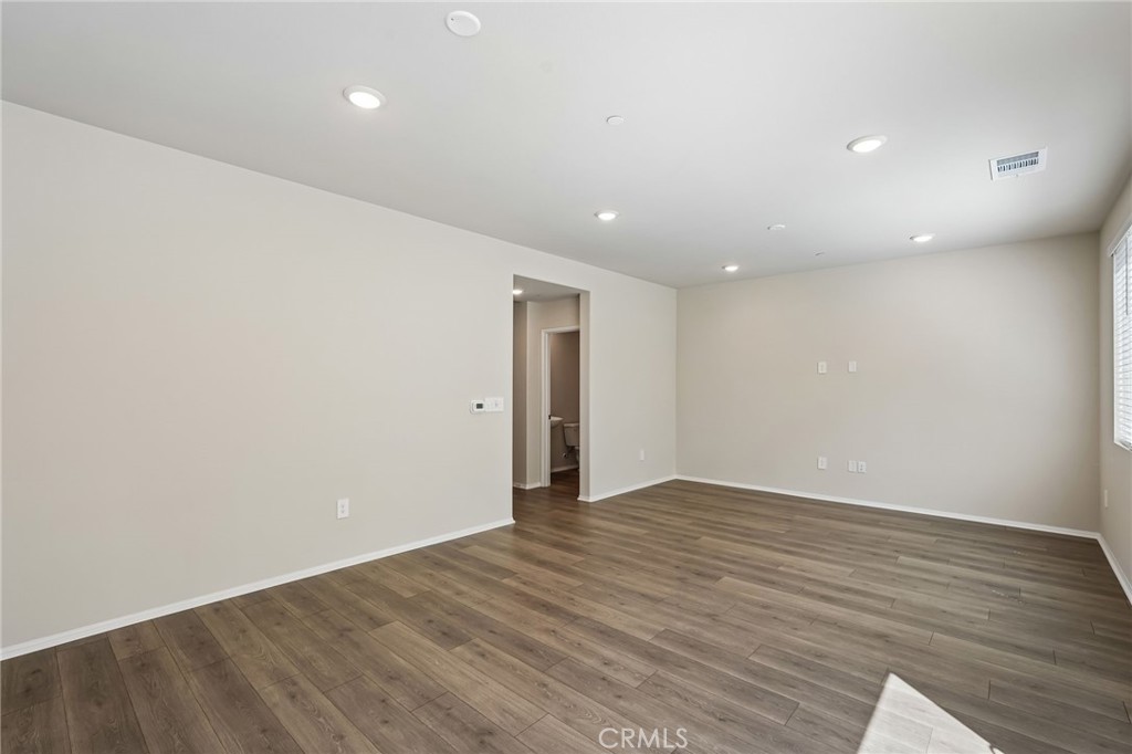 1133 Tropic Court Redlands, CA 92374 - Photo 7 of 32