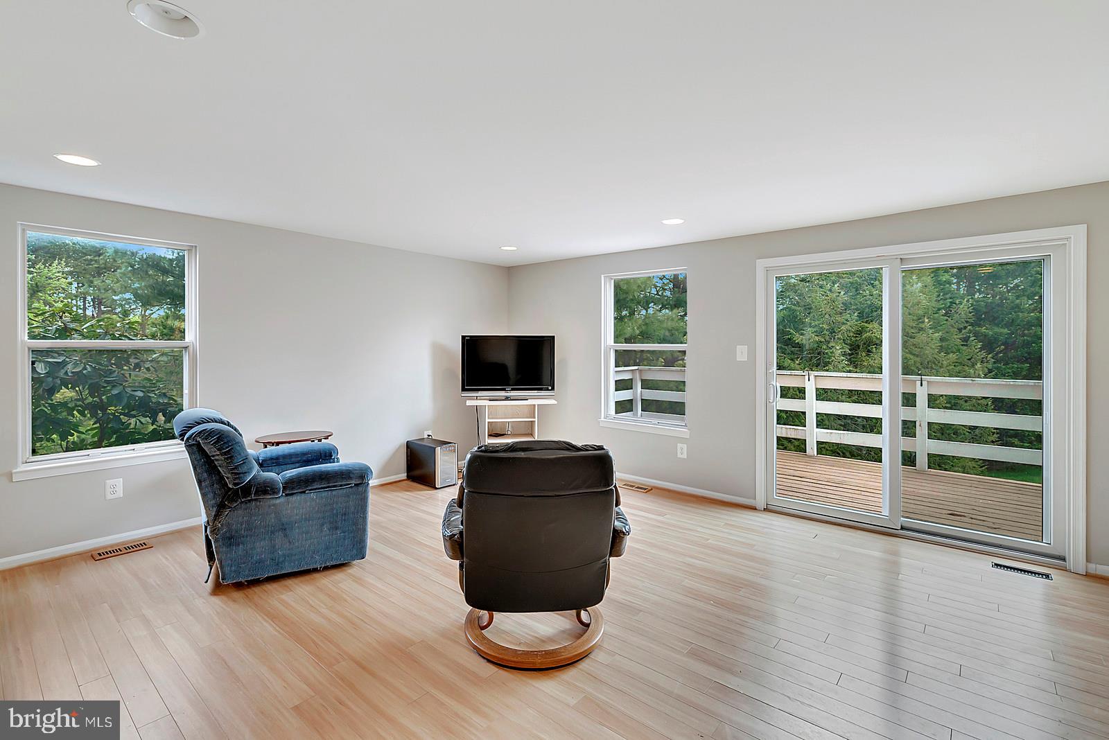 12101 Sundance Court Reston, VA 20194 - Photo 5 of 18 Fresh paint and wood floors throughout!