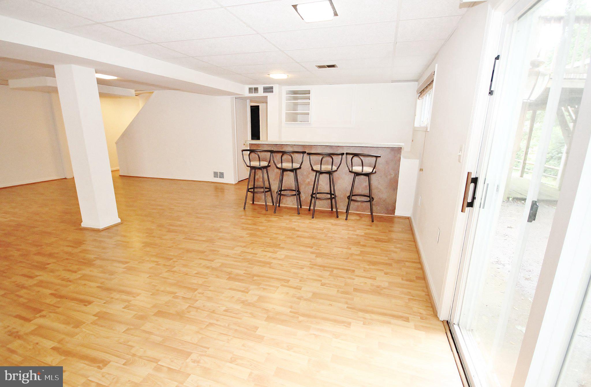 5504 Inverchapel Road Springfield, VA 22151 - Photo 30 of 51 Spacious, light-filled open area.