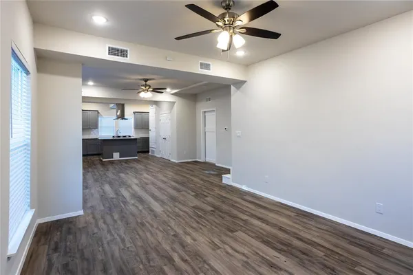 $3,500 | 4522 Reiger Avenue, Dallas, TX 75246