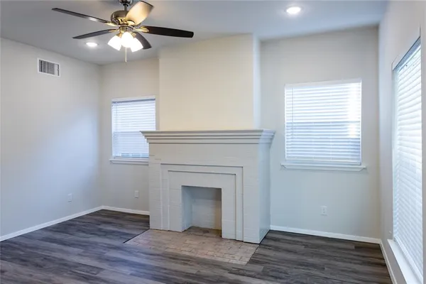$3,500 | 4522 Reiger Avenue, Dallas, TX 75246