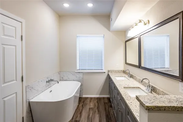 $3,500 | 4522 Reiger Avenue, Dallas, TX 75246