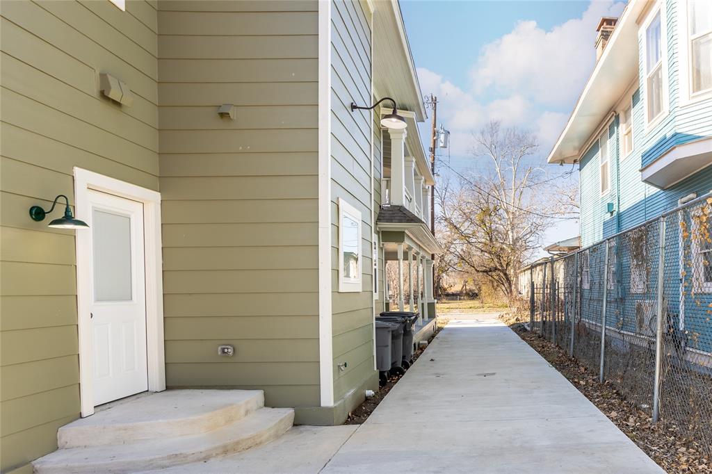 4522 Reiger Avenue Dallas, TX 75246 - Photo 7 of 37