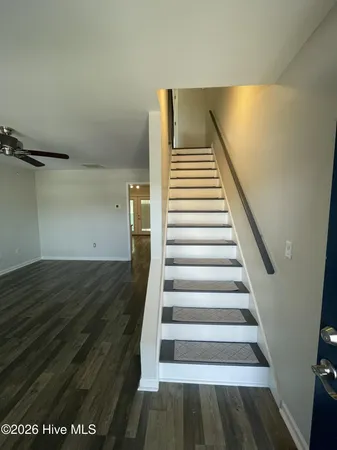 $1,555 | 503 Courtyard West, Newport, NC 28570