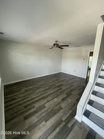 $1,555 | 503 Courtyard West, Newport, NC 28570