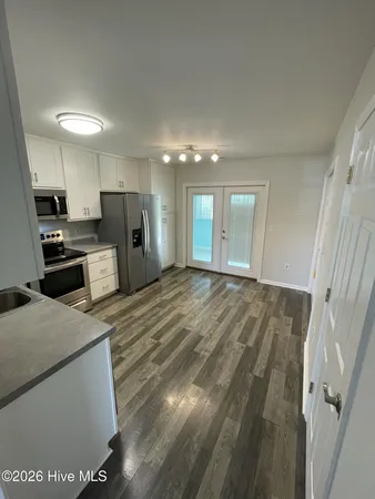 $1,555 | 503 Courtyard West, Newport, NC 28570