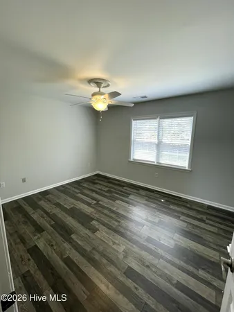 $1,555 | 503 Courtyard West, Newport, NC 28570