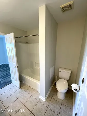 $1,555 | 503 Courtyard West, Newport, NC 28570