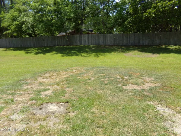 $1,555 | 503 Courtyard West, Newport, NC 28570