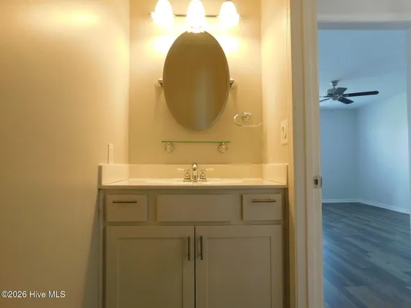 $1,555 | 503 Courtyard West, Newport, NC 28570