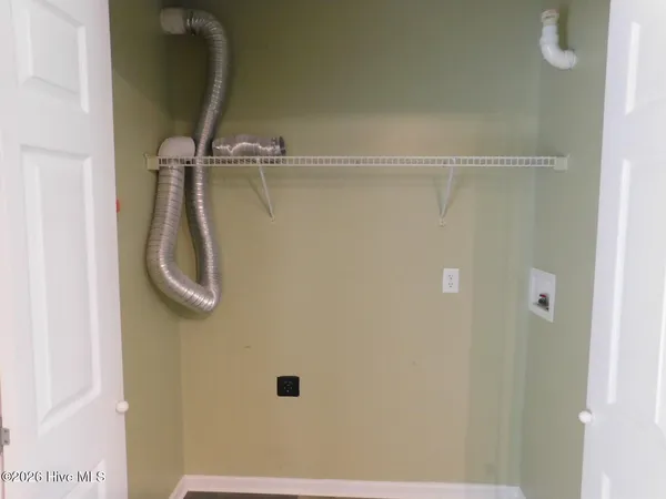 $1,555 | 503 Courtyard West, Newport, NC 28570