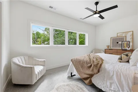 $1,550,000 | 5330 Oak Street, Kansas City, MO 64112