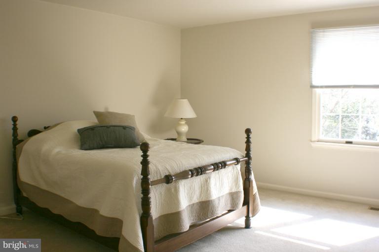 Owner's Suite w/ Private Bath