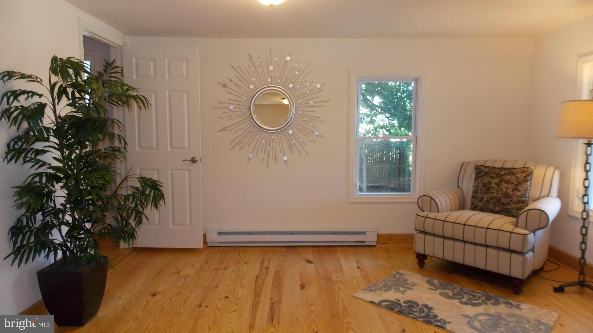 25485 Military Road Cascade, MD 21719 - Photo 7 of 30 Family Room