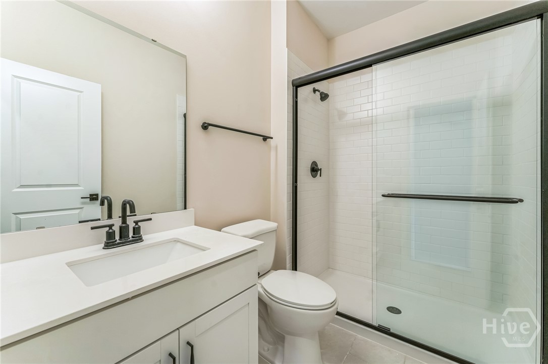 134 Mage Street Savannah, GA 31302 - Photo 4 of 31 Similar Home/ Hall Bath