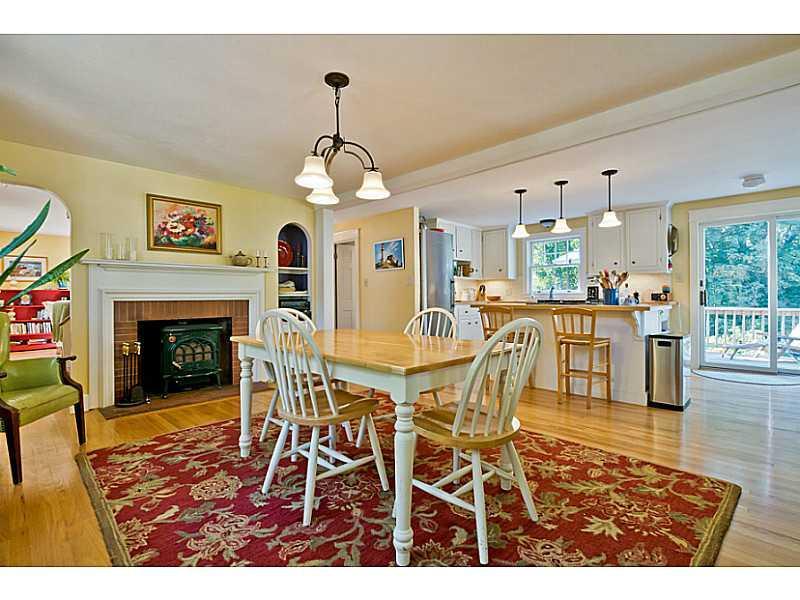 33 Edgewood Road South Portland, ME 04106 - Photo 13 of 32 Dining Room.