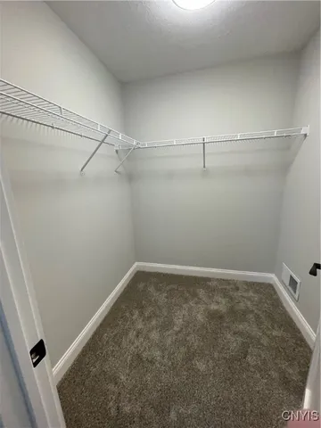 $548,750 | 351 Forest Ridge Lane Lane, Lysander, NY 13027