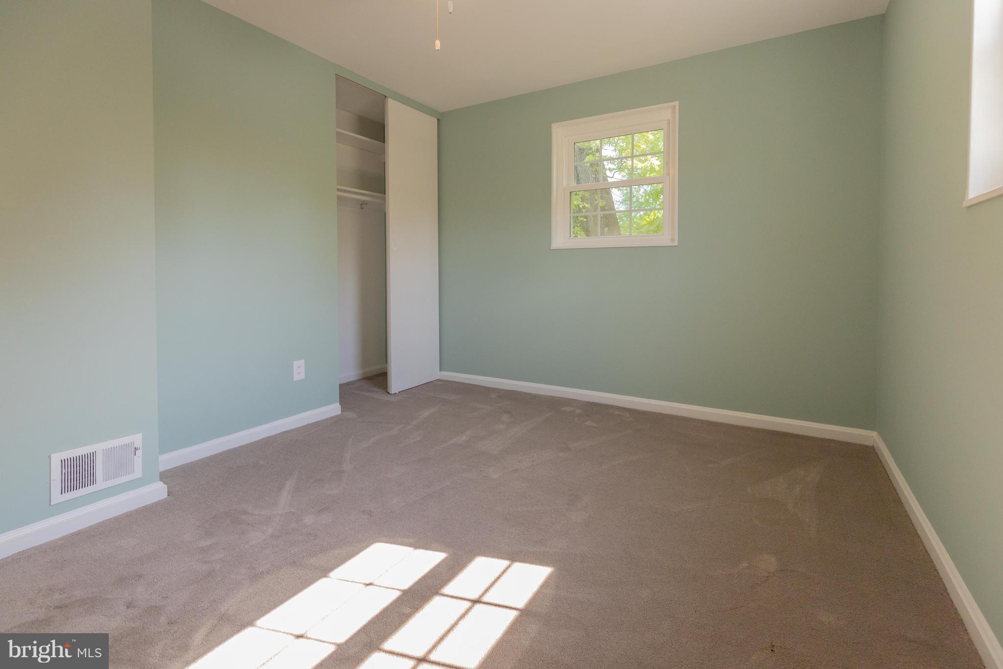 10801 Breewood Road Silver Spring, MD 20901 - Photo 19 of 30 Bedroom